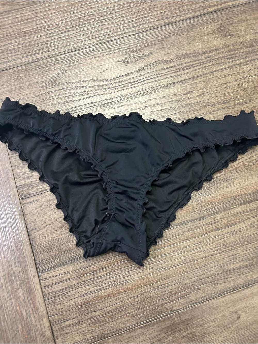 Shade & Shore Black Ruffled Swim Briefs